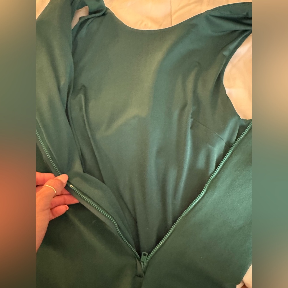 Bebe Green  Bodycon Midi Dress - Picture 5 of 10